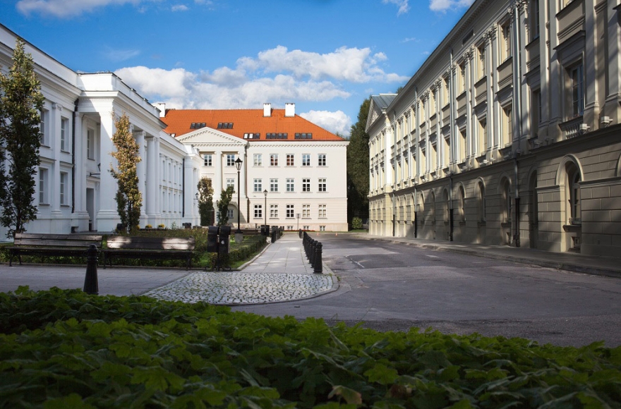 جامعة وارسو