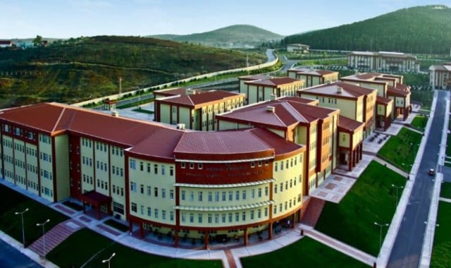 جامعة مالتبه من الخارج